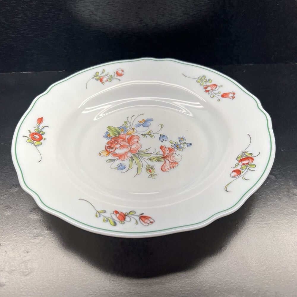 Arc Arcopal France Provincial Set of 2 Milk Glass 9" Soup / Salad Bowls Vintage